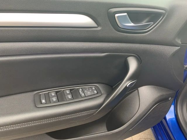 Renault Megane Combi EDC Intens TCe 140