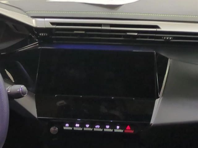 Peugeot 408 GT-Line Hybrid