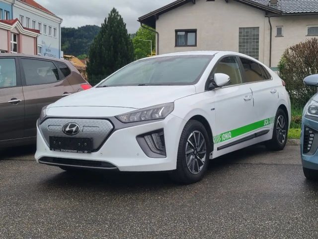 Hyundai Ioniq Electric
