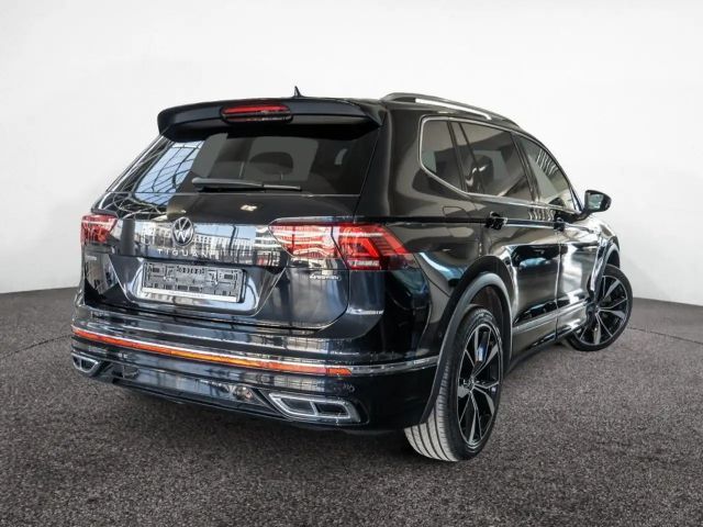 Volkswagen Tiguan 2.0 TSI Allspace R-Line