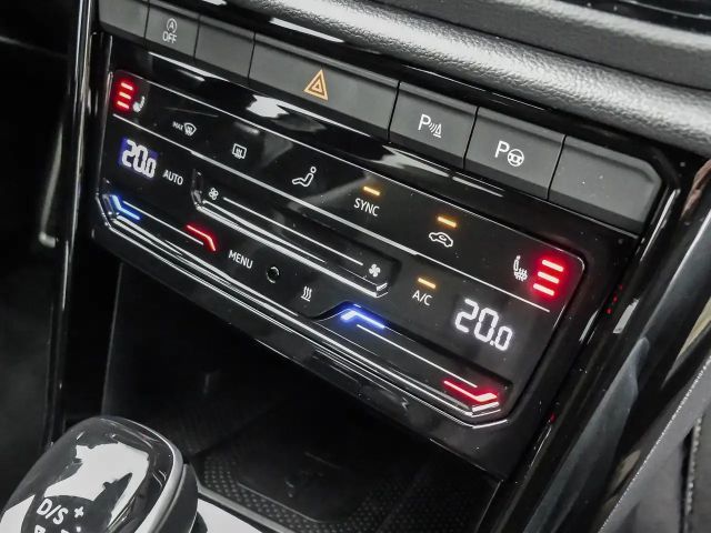 Volkswagen T-Roc 2.0 TSI DSG R-Line