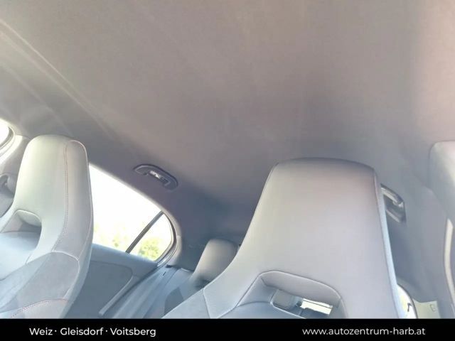 Mercedes-Benz A 180 A 180 d