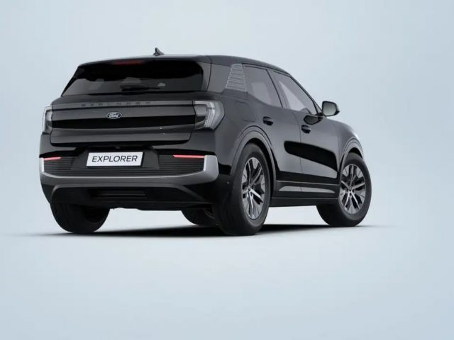 Ford Explorer RWD