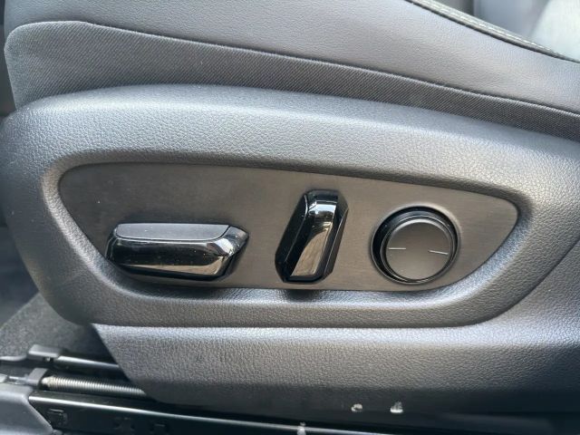 Lexus UX 250h Executive Line