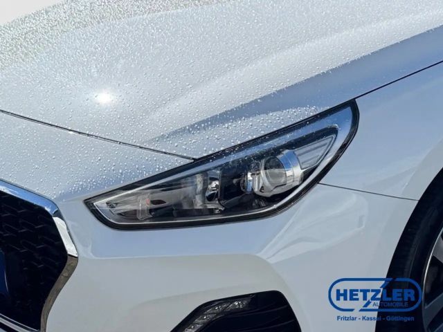 Hyundai i30 Hybrid T-GDi Trend