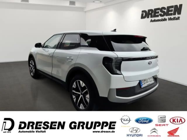 Ford Explorer Extended range RWD