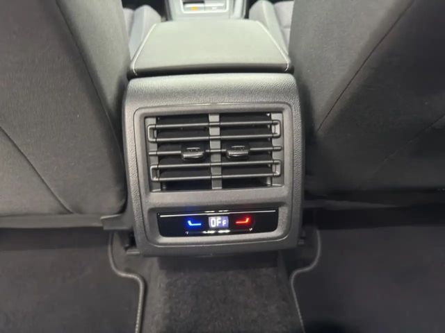 Volkswagen Golf 1.5 TSI Golf VIII