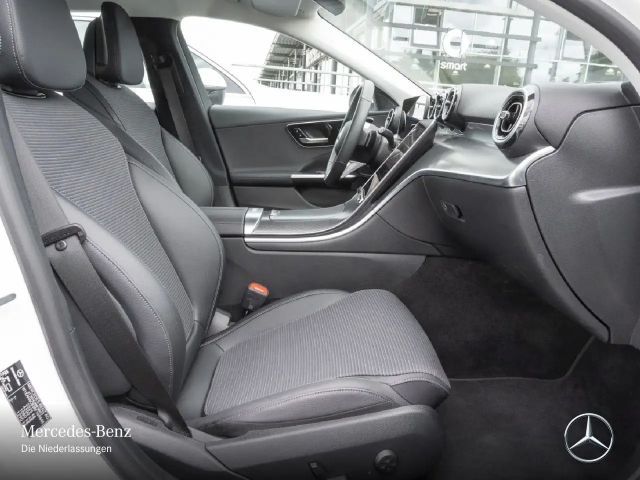 Mercedes-Benz C 200 AVANTGARDE Estate