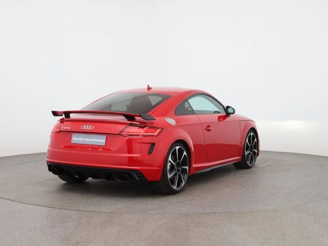 Audi RS Q3 Audi TT RS Coupé