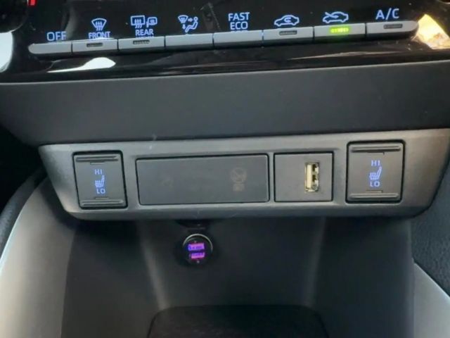 Toyota Yaris Hatchback Style