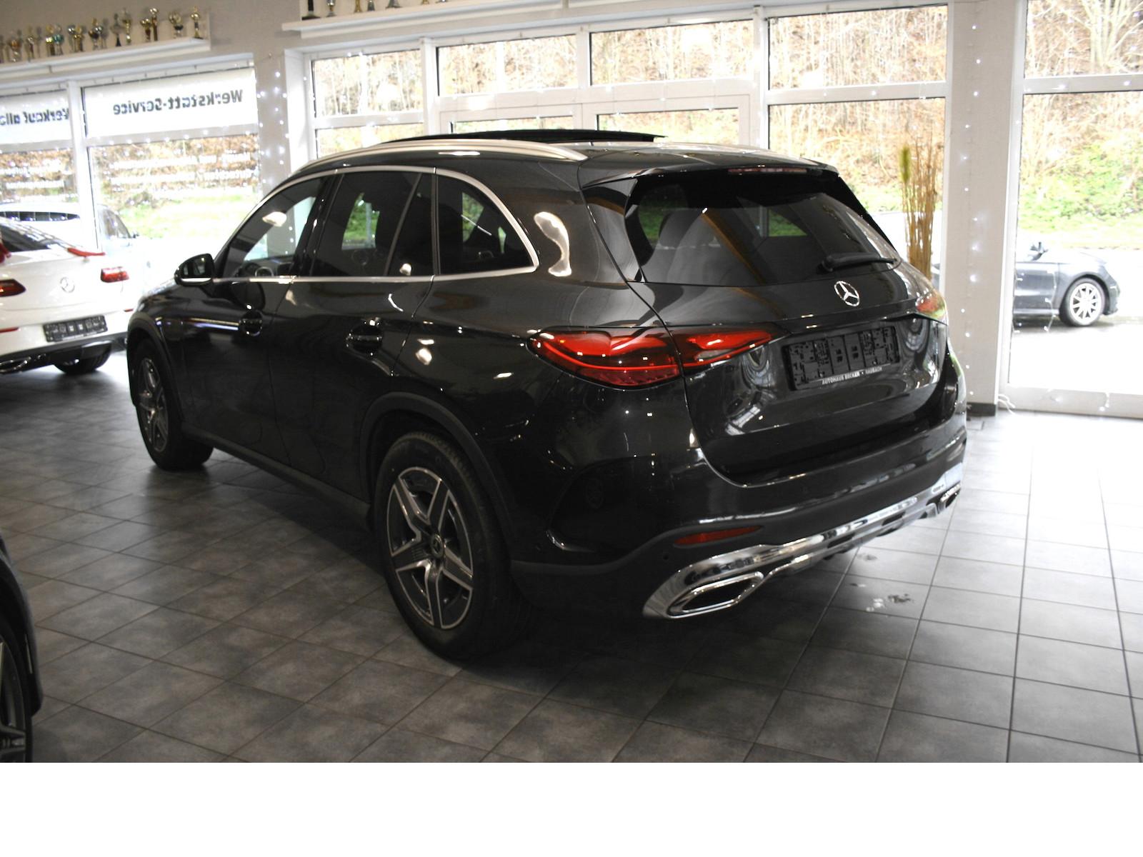 Mercedes-Benz GLC 300 4MATIC AMG Line