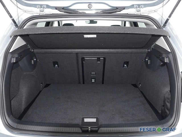 Volkswagen Golf 1.5 eTSI DSG