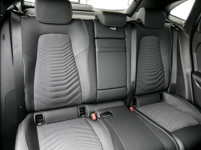 Mercedes-Benz EQA 300 4MATIC Progressive