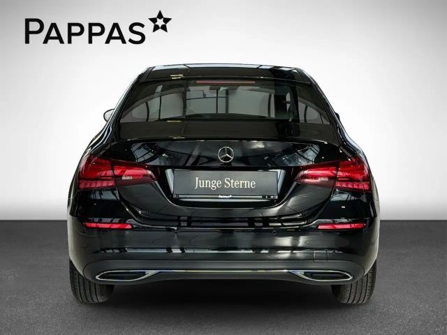 Mercedes-Benz A 200 A 200 d Progressive