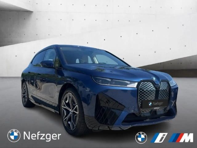 BMW iX xDrive40