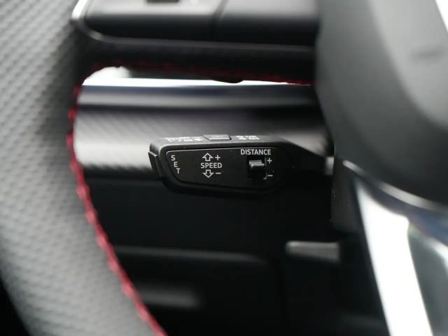 Audi Q8 Business S-Line