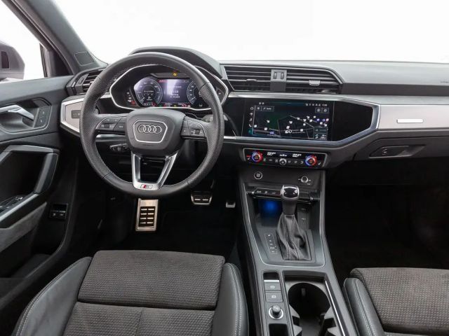 Audi Q3 S-Line