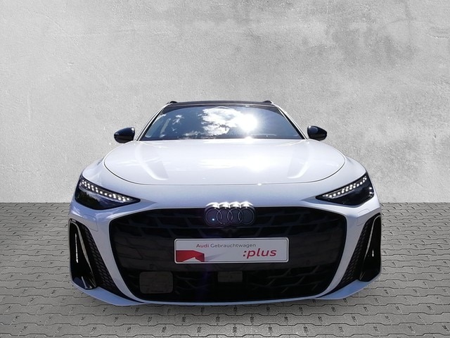 Audi A6 Avant Quattro S-Tronic