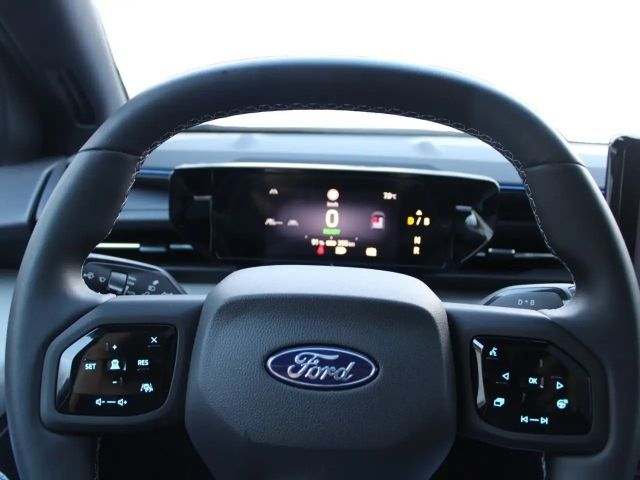 Ford Capri Premium RWD