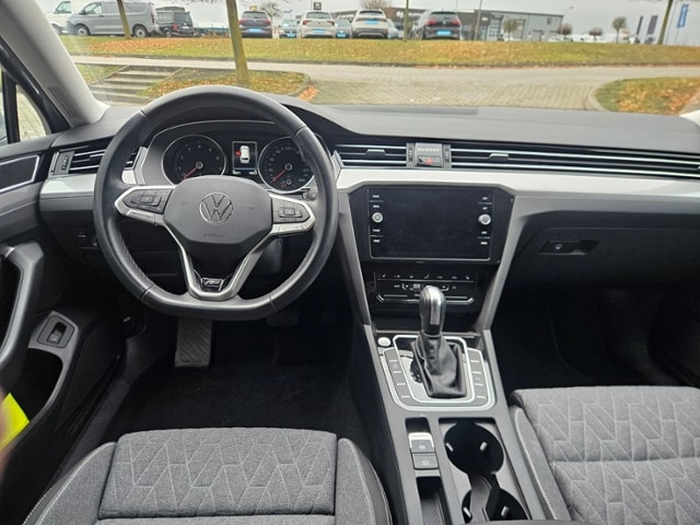 Volkswagen Passat 1.5 TSI R-Line Variant