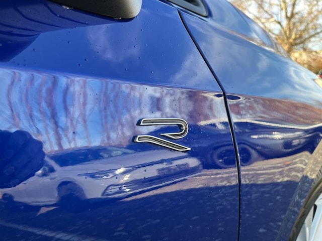 Volkswagen Golf 2.0 TDI DSG R-Line