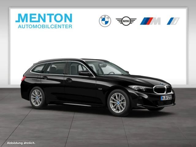 BMW 330 330e Touring xDrive