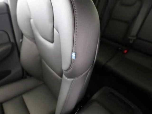 Volvo XC60 Dark Plus