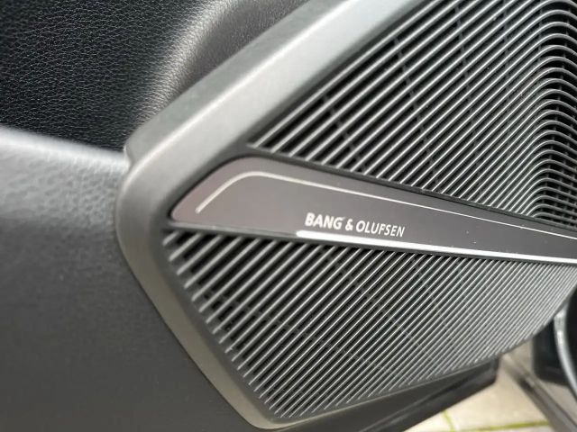 Audi SQ5 TDI StHz/AHK/Luft/Matrix/B&O/21"/carbon/Nav