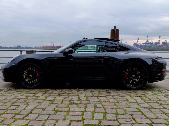 Porsche 992 4 Carrera GTS