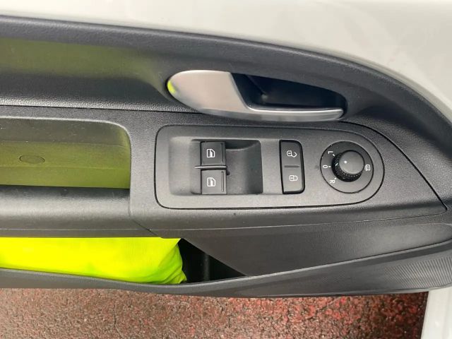 Volkswagen up! 1.0 Basis Klima RFK Sitzheizung PDC hinten