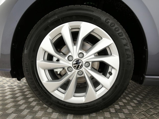 Volkswagen Polo 1.0 TSI DSG Style