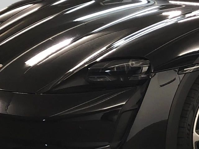 Porsche Taycan 4Cross Turismo*Offroad Design Paket*Sport Chrono P