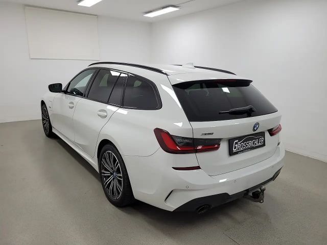 BMW 320 320e Touring xDrive