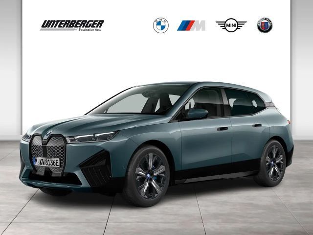 BMW iX xDrive40