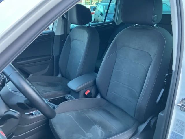 Volkswagen Tiguan DSG Elegance Elegance