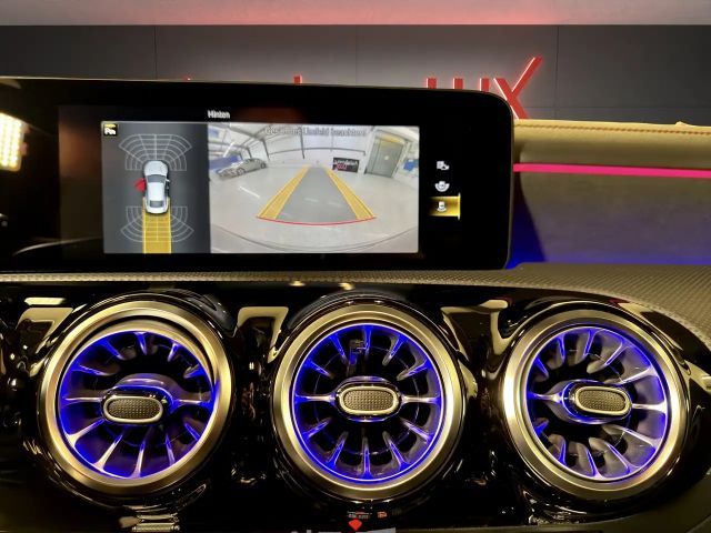 Mercedes-Benz CLA 35 AMG AMG Line Coupé