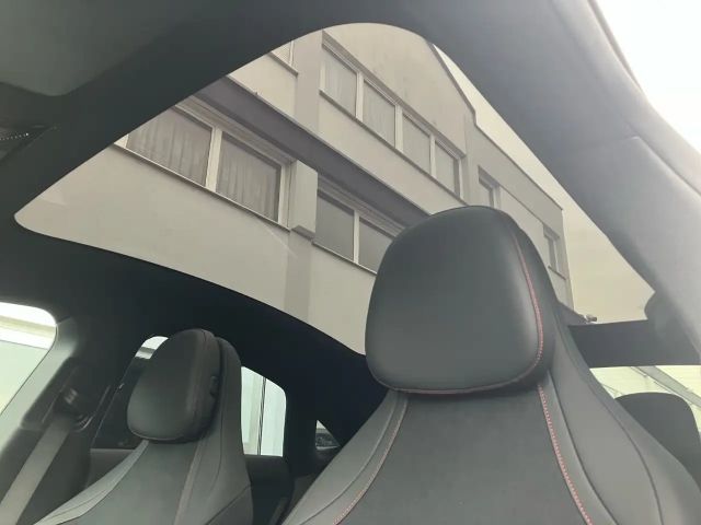 Mercedes-Benz CLA 250 AMG Line Coupé