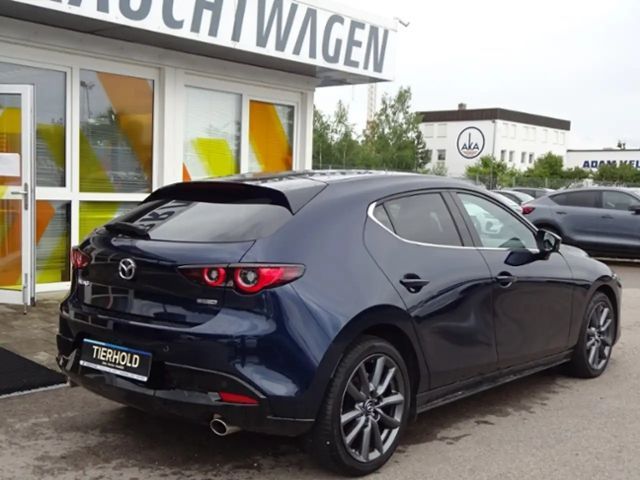 Mazda 3 Exclusive-line