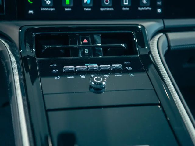 Porsche Panamera 4 E-Hybrid