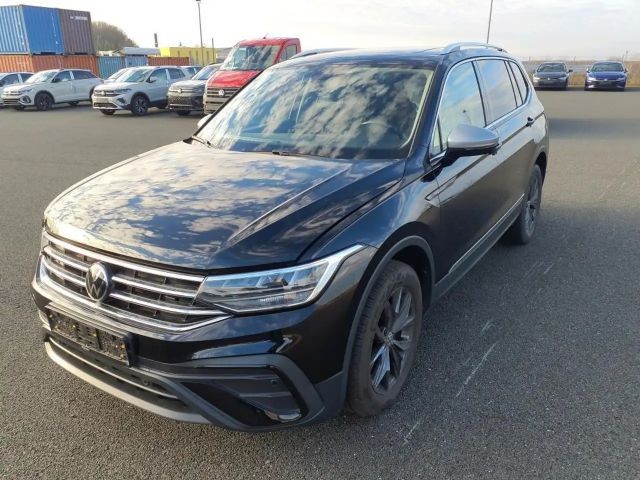 Volkswagen Tiguan 4Motion Allspace Life