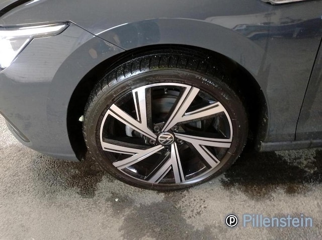 Volkswagen Golf Business DSG Style