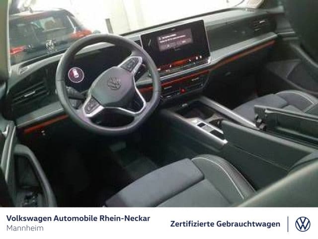 Volkswagen Passat 1.5 eTSI Business IQ.Drive