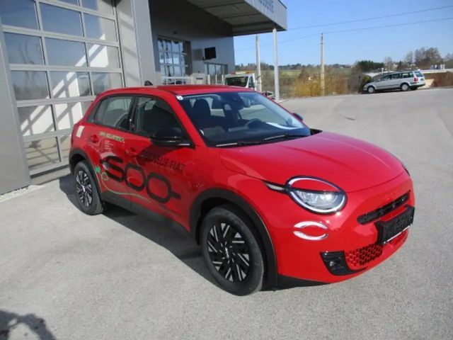 Fiat 600e Elektro (RED) 54 kWh