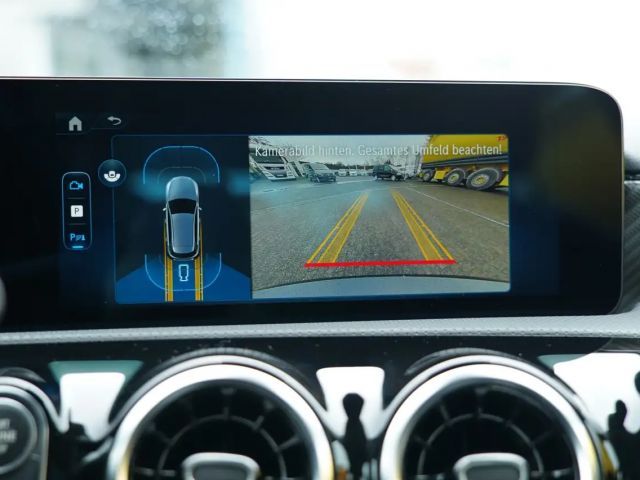 Mercedes-Benz A 180 Hatchback Progressive