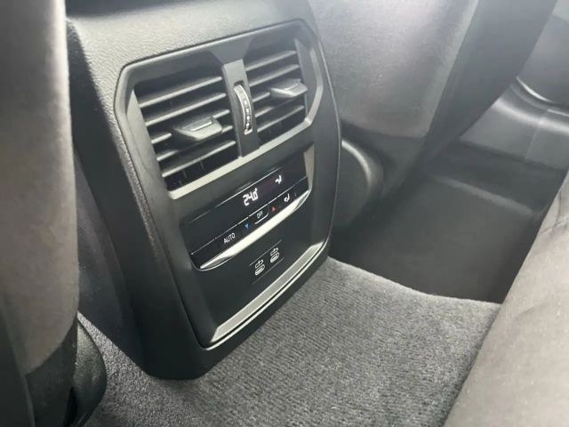 BMW 320 320d M-Sport Touring