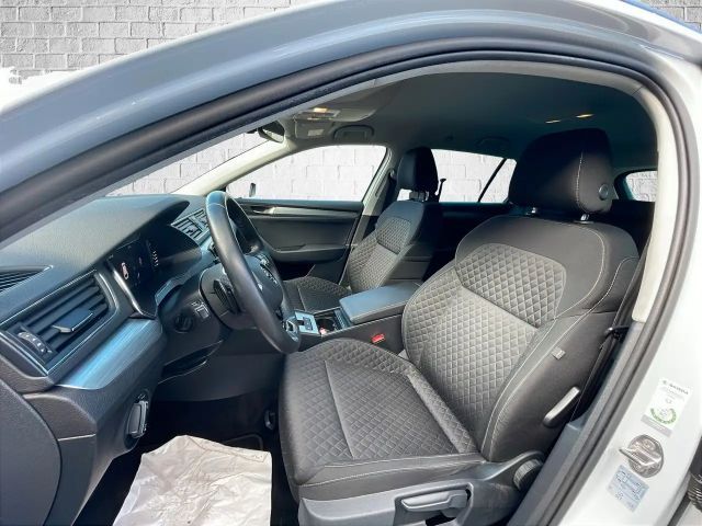 Skoda Superb 2.0 TDI Ambition Combi