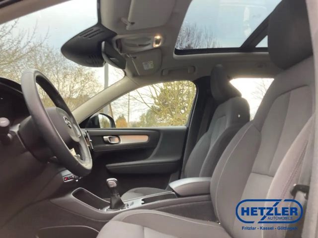 Volvo XC40 Momentum T4