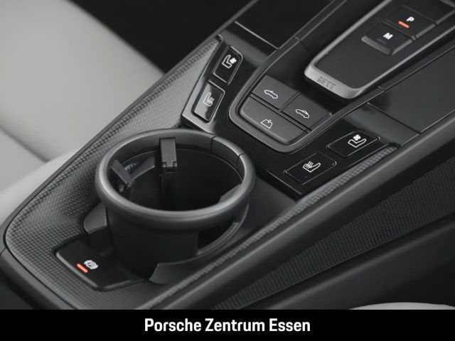 Porsche 992 4 Cabrio Carrera GTS