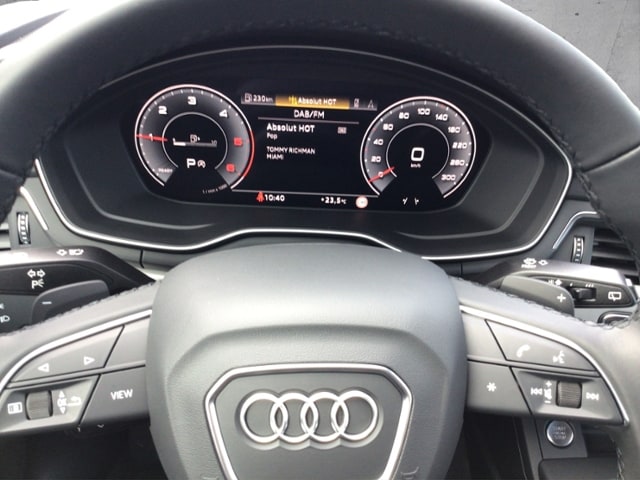 Audi A4 30 TDI Avant S-Tronic