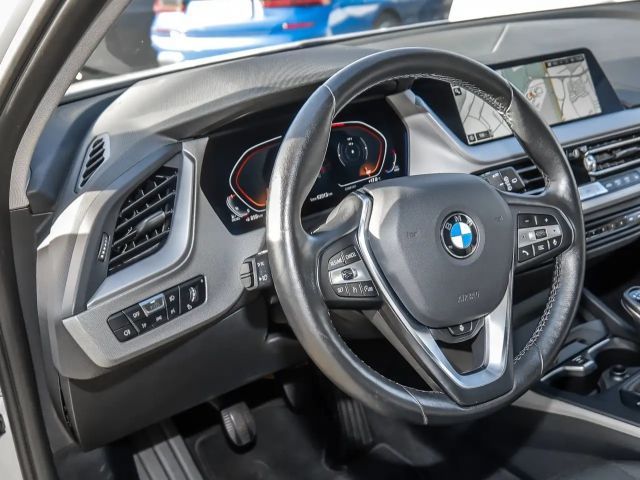 BMW 116 116d 5-deurs Advantage pakket Sedan